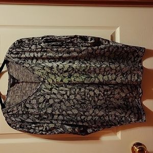 Simply Vera Vera Wang Women's Ruched V Neck Top Size Large